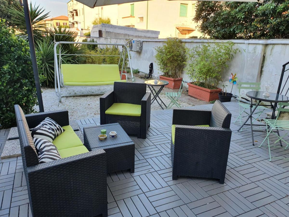 Annemarie B&B Marina Di Pisa Buitenkant foto